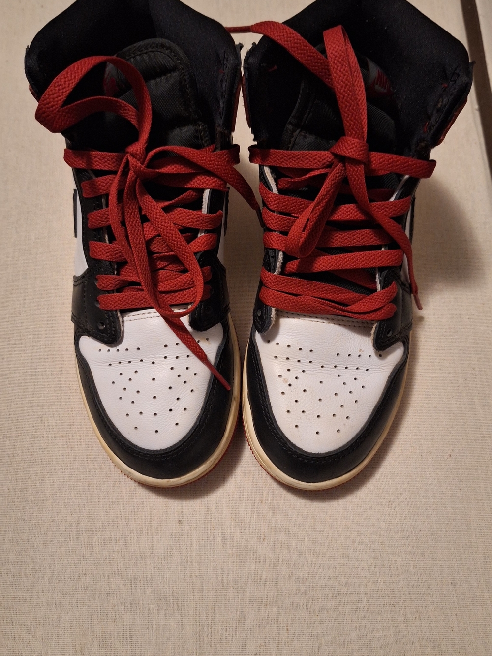 Jordan Kids High-Top Sneakers in Black, White & Red